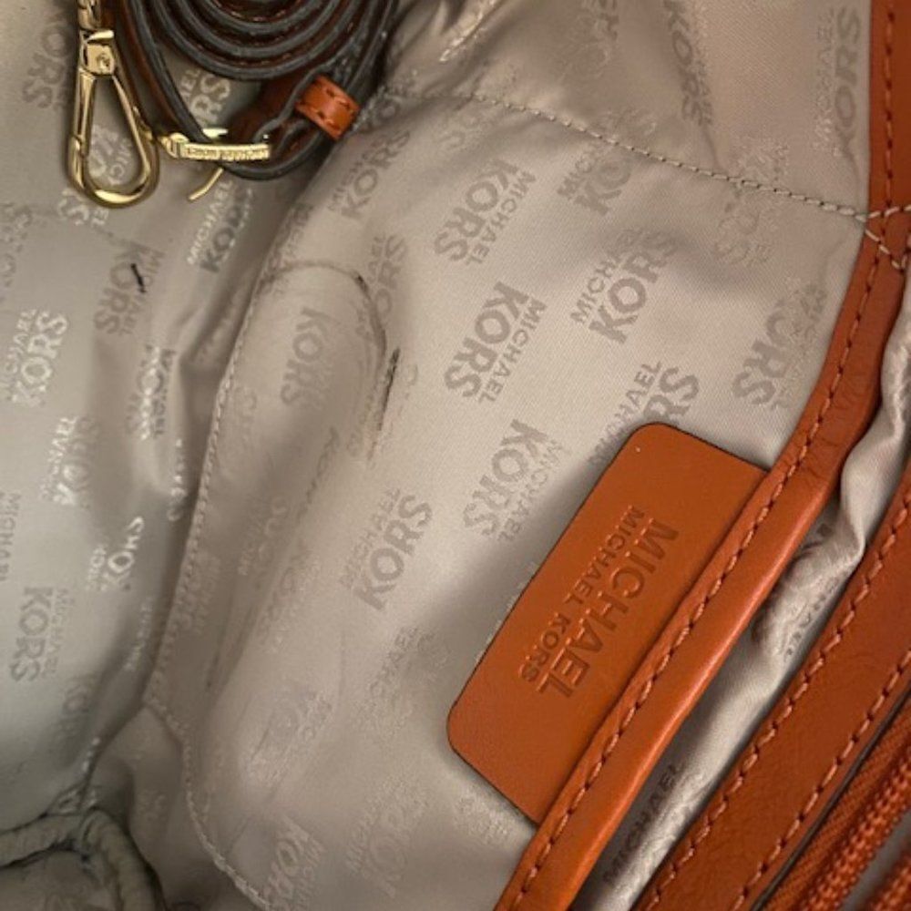 Michael Kors Jacquard Satchel with shoulder strap - Picture 6 of 6